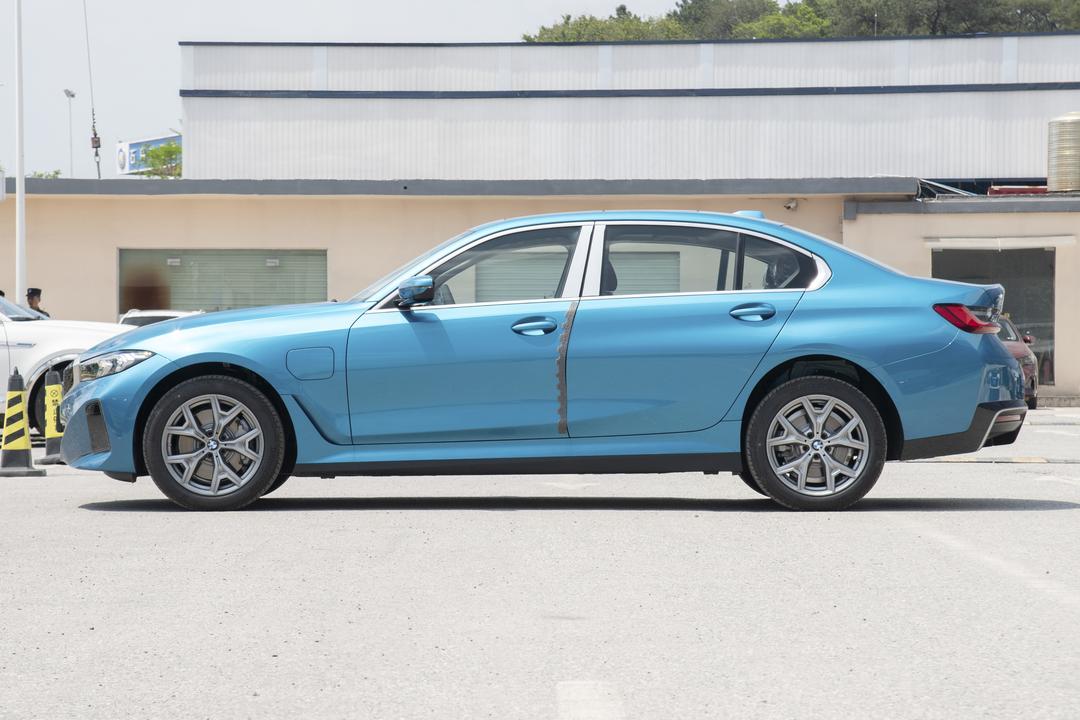 BMW i3 2026, фото 4