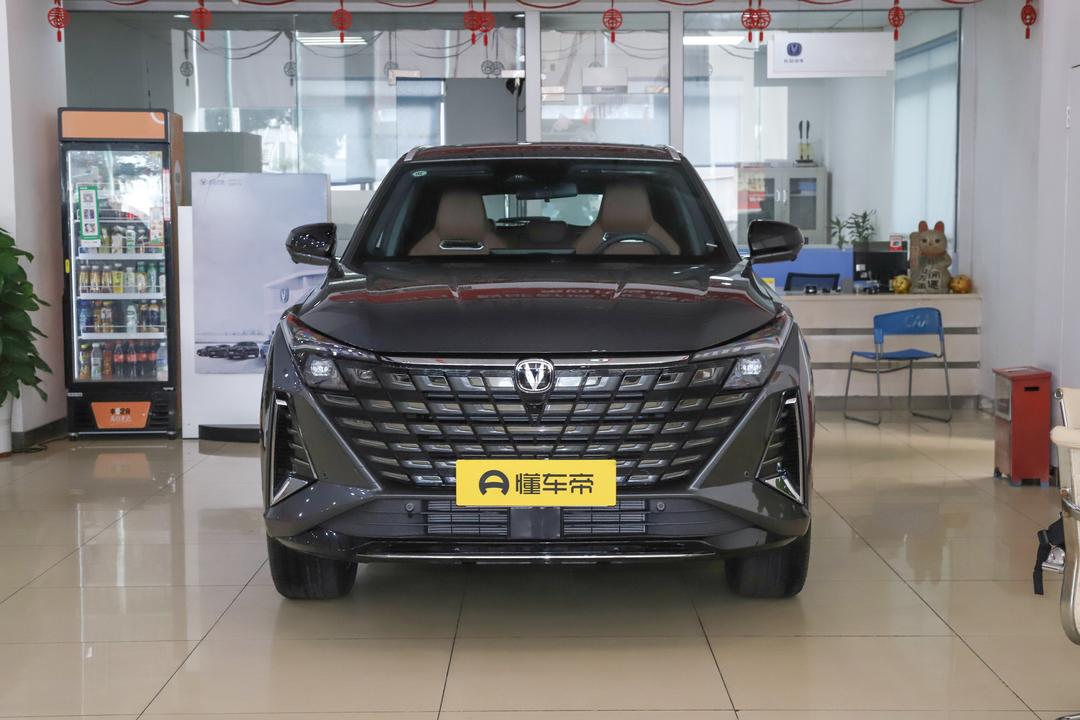 Changan UNI-Z 2026, фото 2