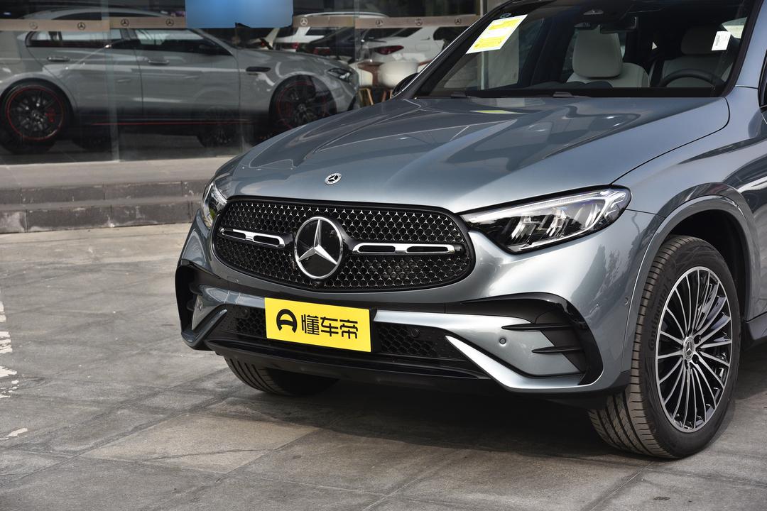 Mercedes-Benz GLC Coupe 2026, фото 9