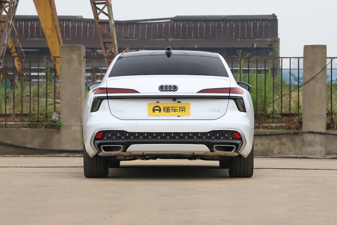 Audi A6L 2026, фото 6