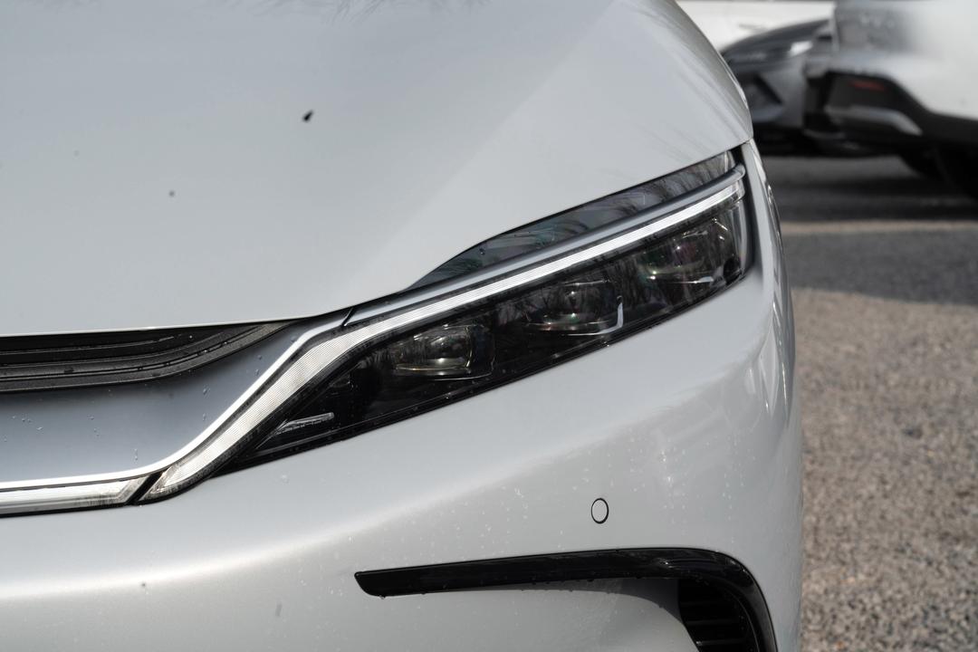 BYD Han DM 2026, фото 12