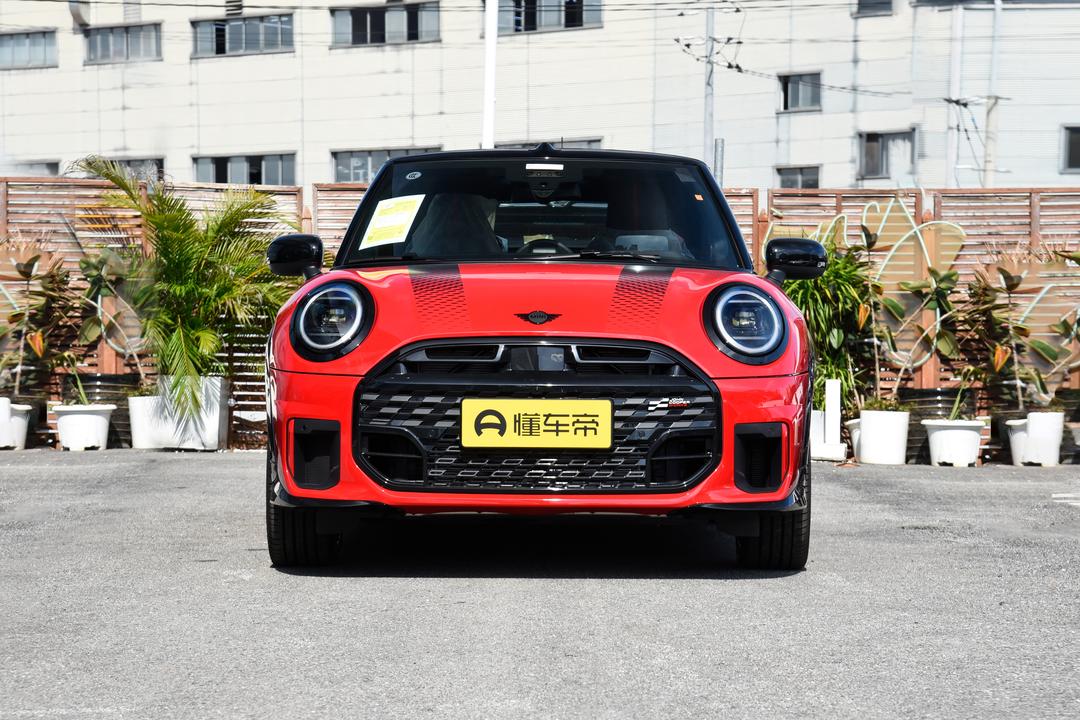 MINI JCW 2026, фото 2