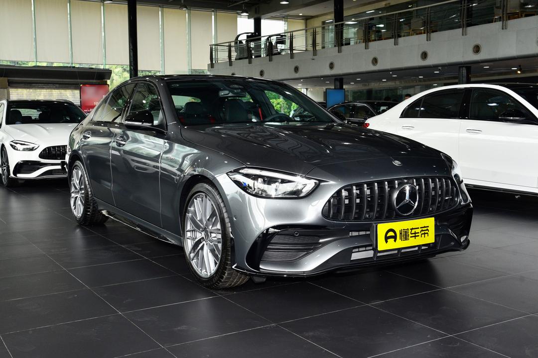 Mercedes-Benz C-Class AMG 2026, фото 3