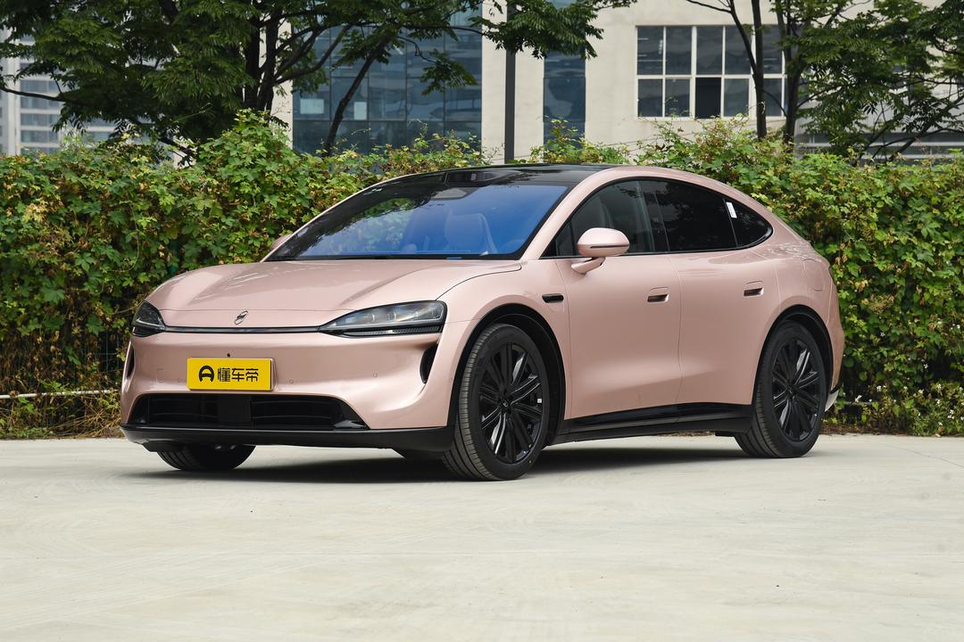 Luxeed R7