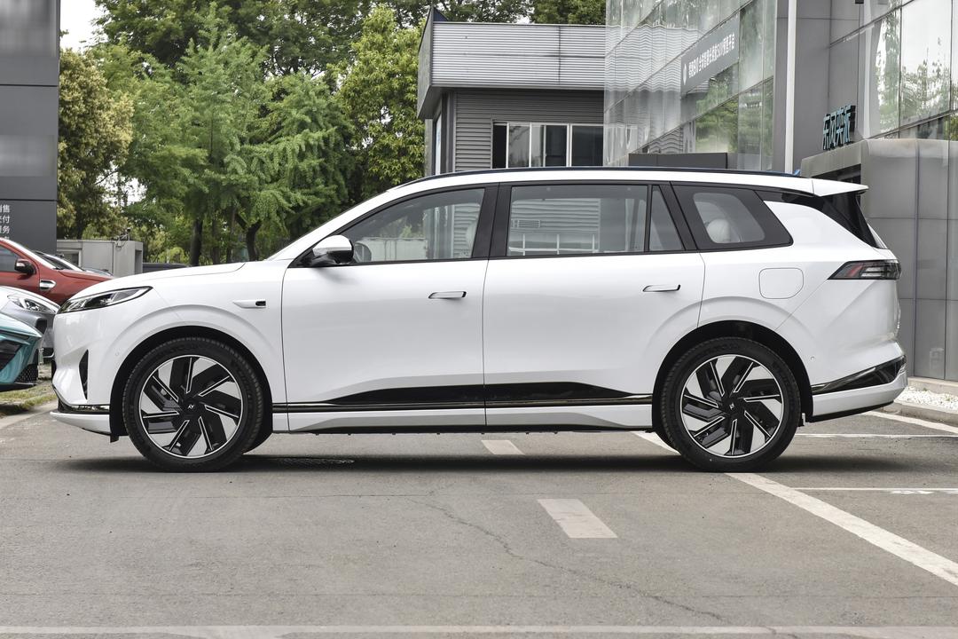 Dongfeng Yipai 008 2026, фото 4
