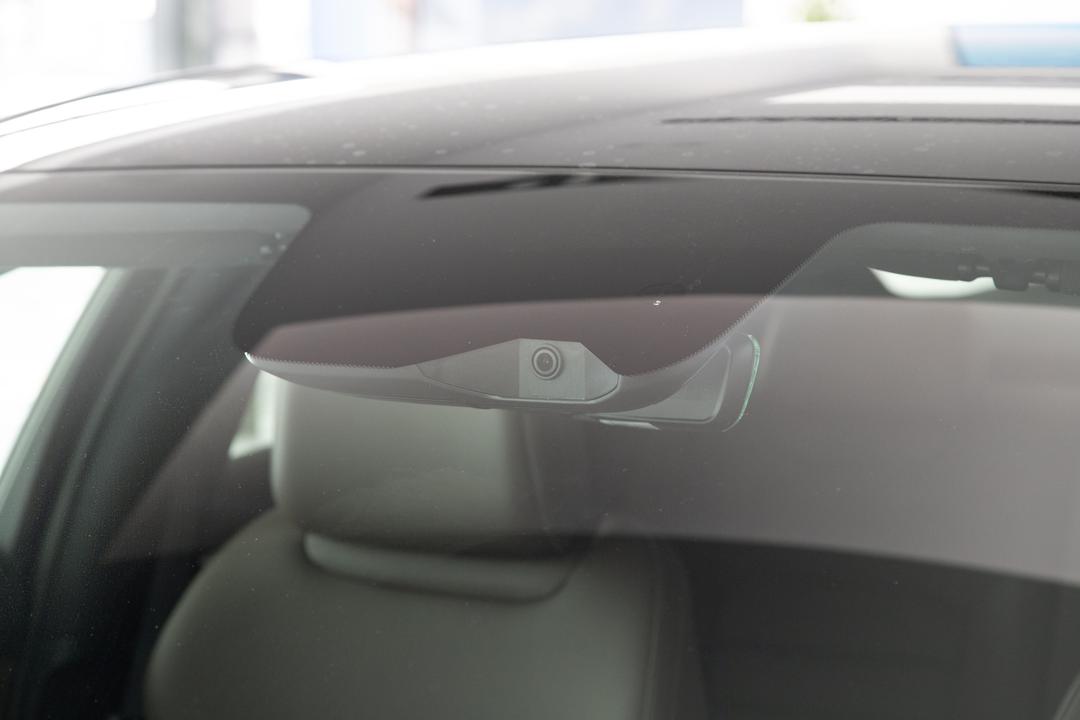 BYD e9 2026, фото 15