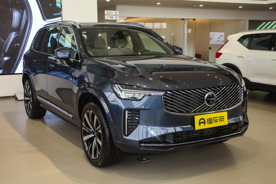 Volvo XC90 2026, фото 3