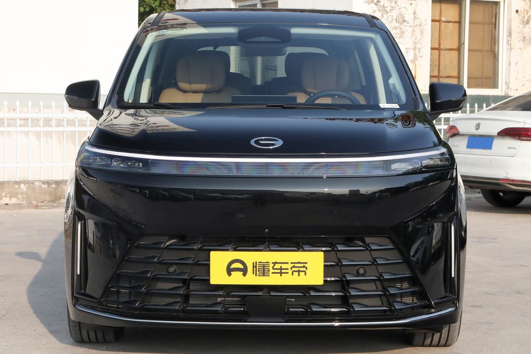 GAC E8 PHEV 2026, фото 12