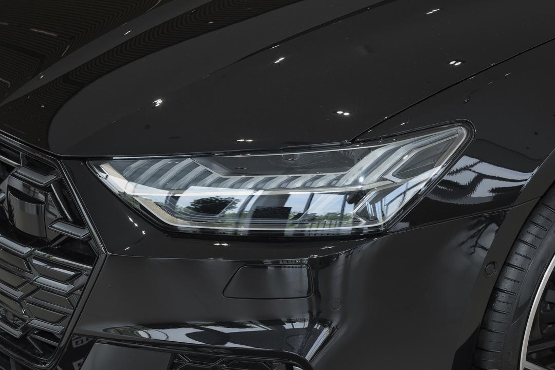 Audi A7L 2026, фото 13