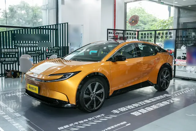 Toyota bZ5 2026 — купить из Китая под заказ