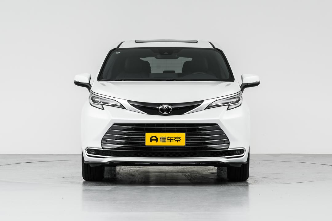 Toyota Sienna 2026, фото 2