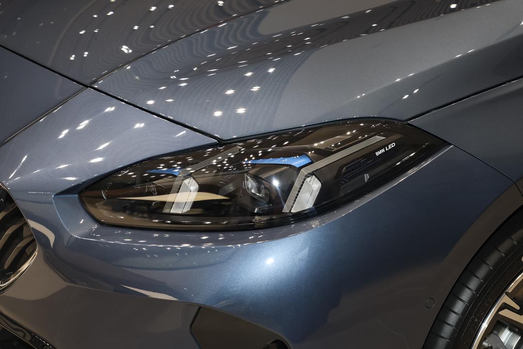 BMW 2 Series 2026, фото 13