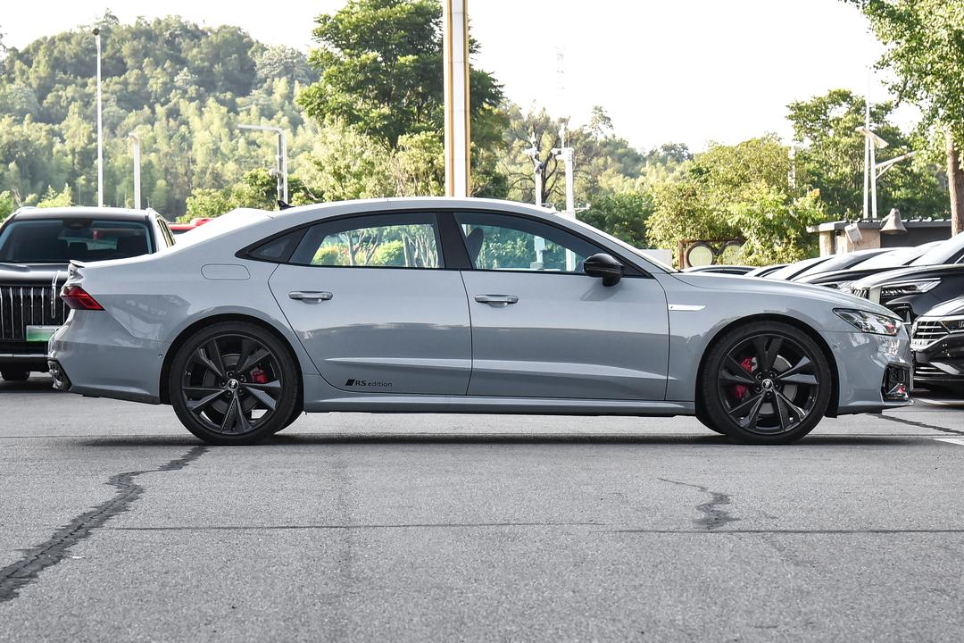 Audi A7L 2026, фото 8