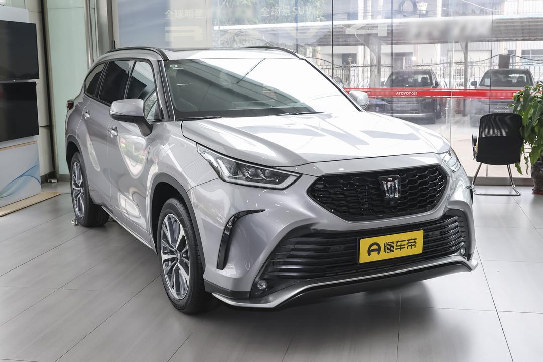 Toyota Crown Kluger 2026, фото 3