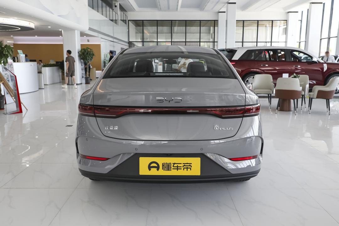BYD Qin PLUS EV 2026, фото 6