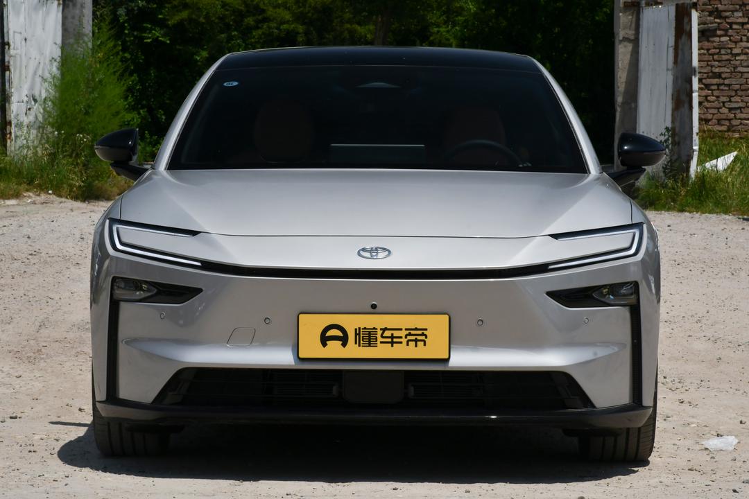 Toyota bZ7 2026, фото 12