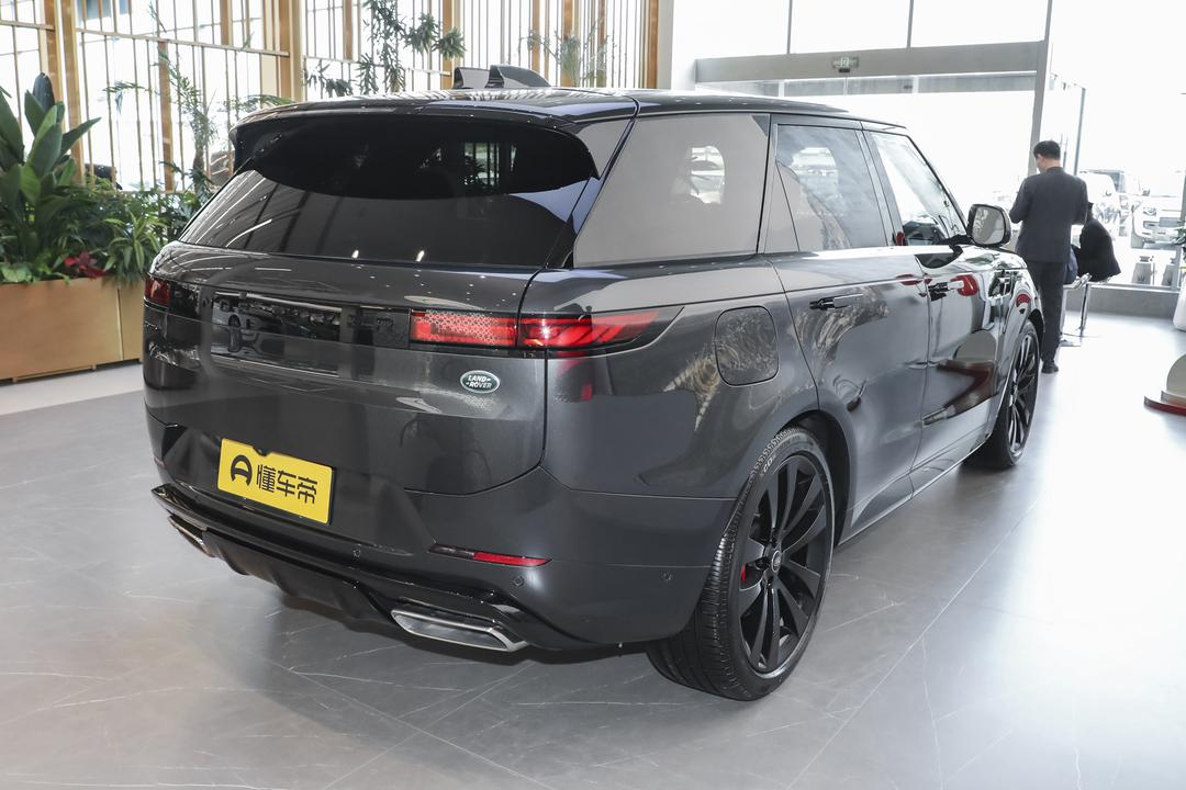 Land Rover Range Rover Sport 2026, фото 7