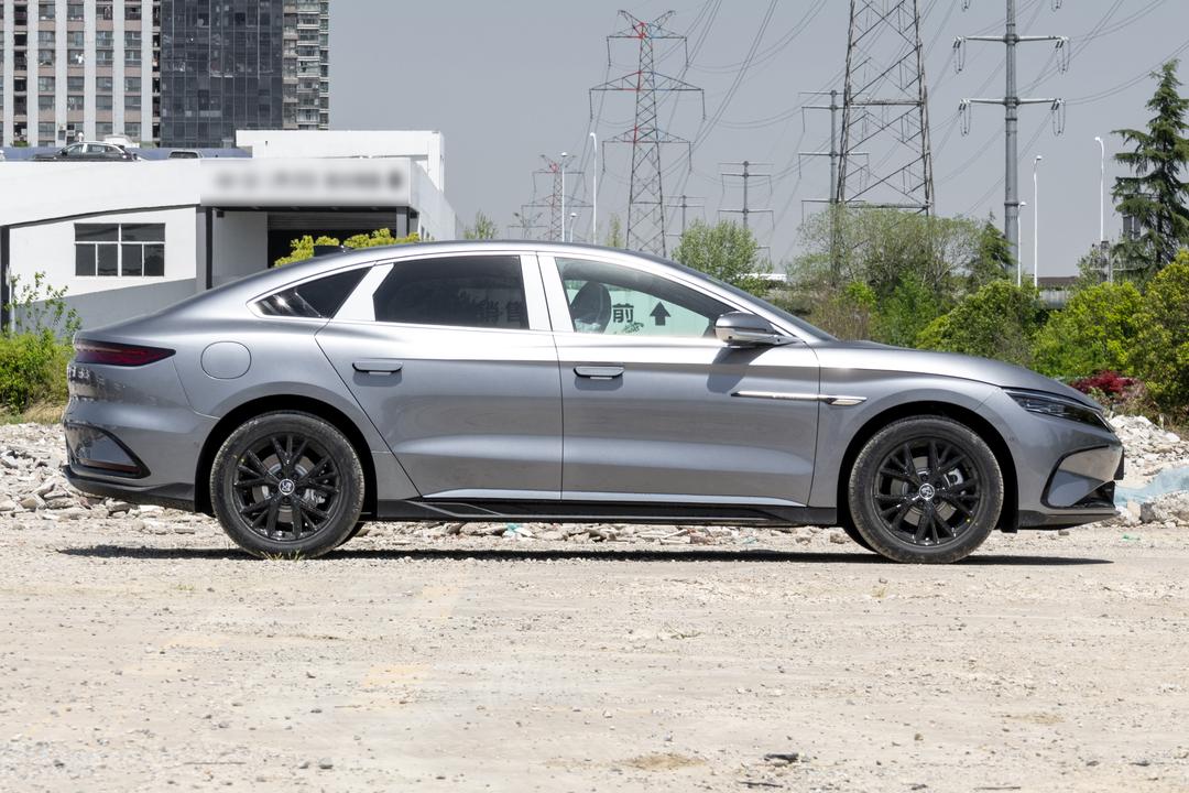 BYD Han DM 2026, фото 8