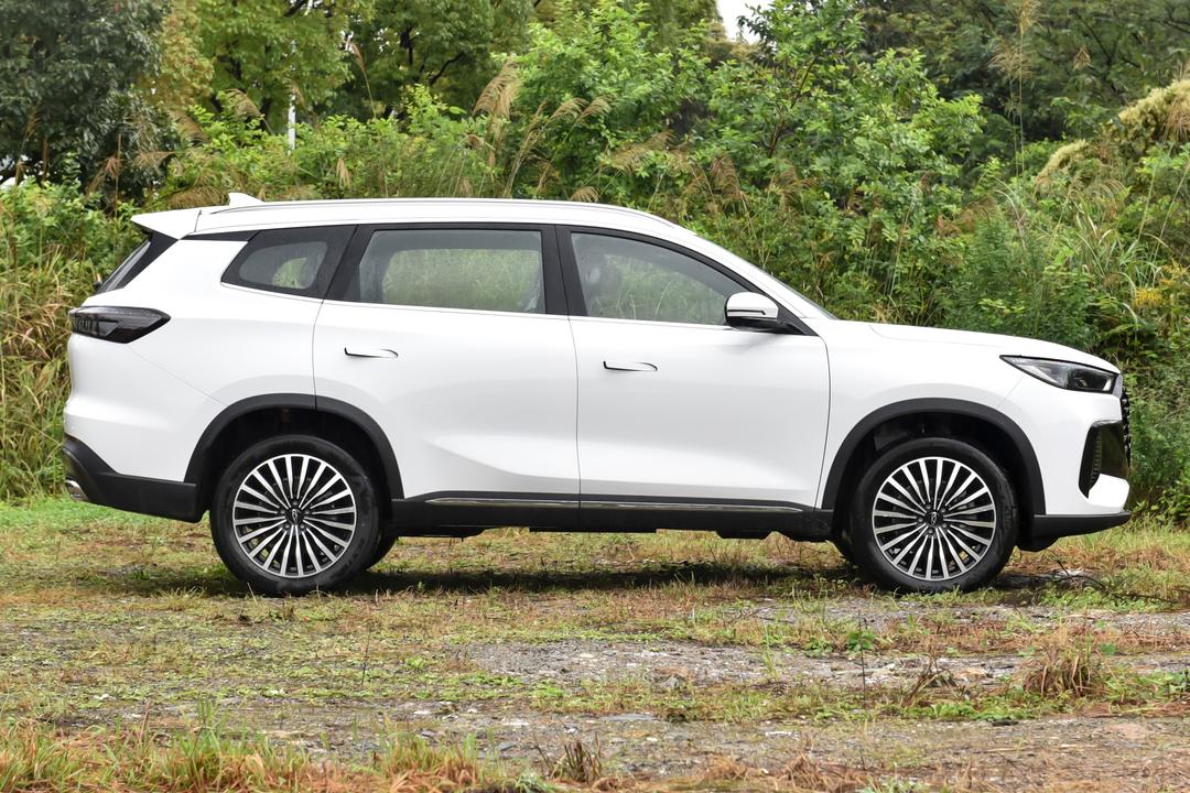 Chery Tiggo 8 Pro 2026, фото 8