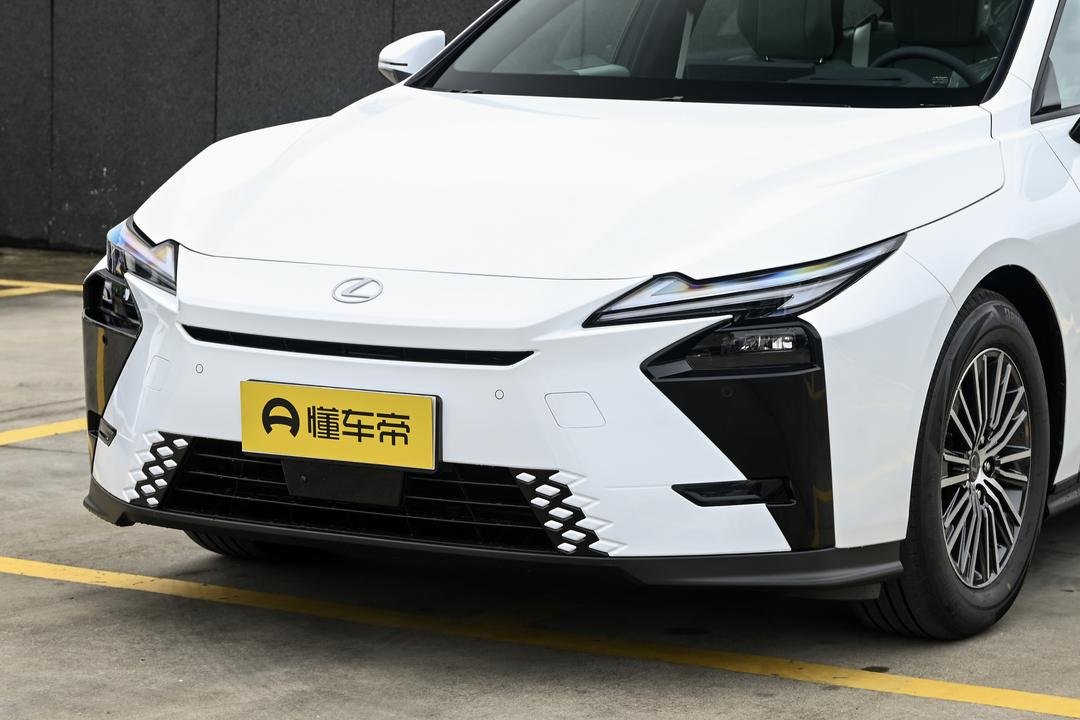 Lexus ES 2026, фото 9
