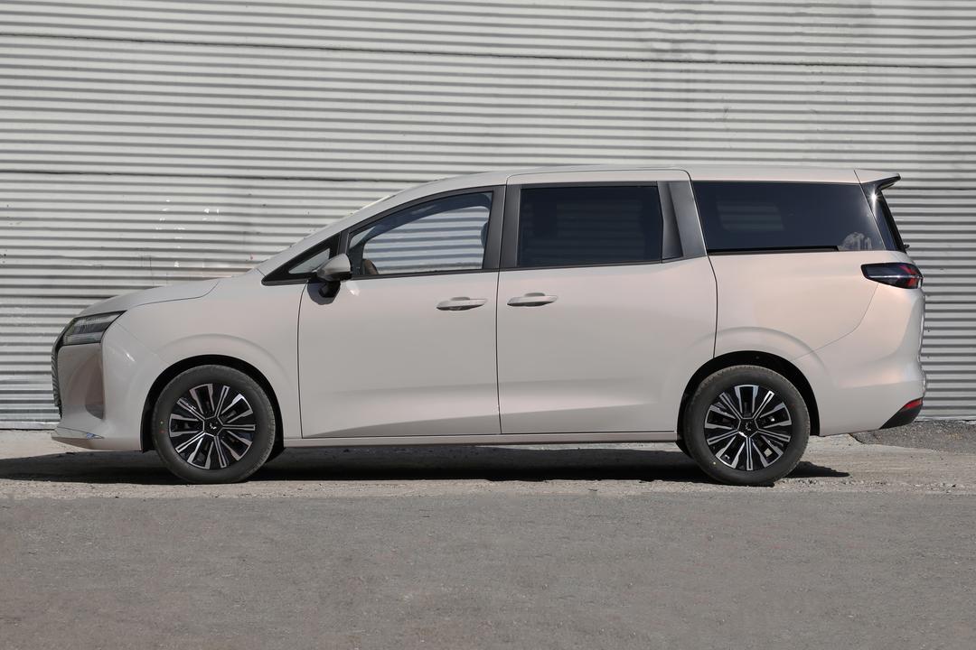 Wuling Xingguang 730 2026, фото 4