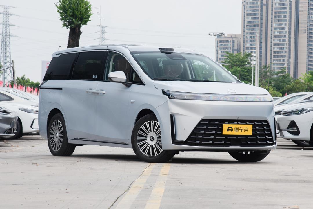 GAC E8 PHEV 2026, фото 3