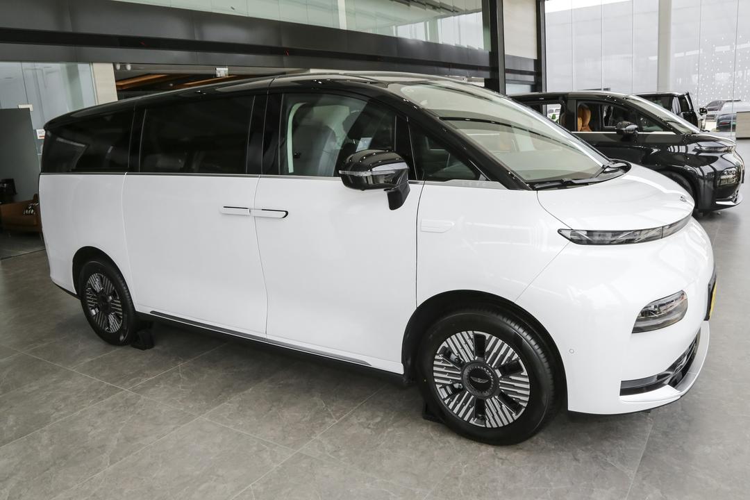 Geely Yizhen L380 2026, фото 8