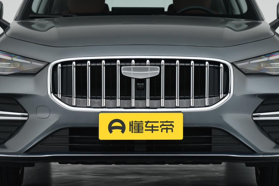 Geely Emgrand 2026, фото 10