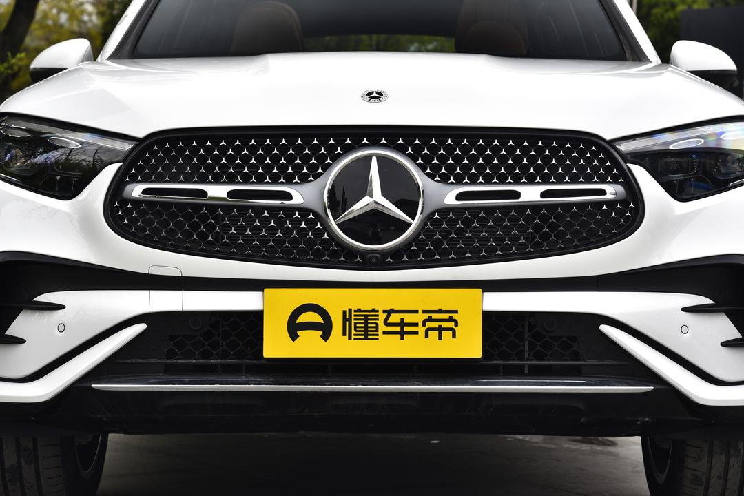 Mercedes-Benz GLC-Class 2026, фото 10