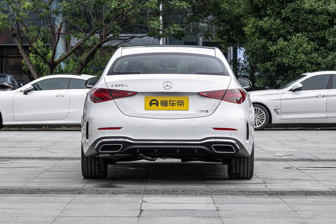 Mercedes-Benz C-Class 2026, фото 6