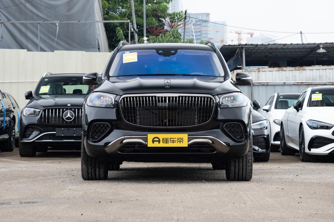 Mercedes-Benz Maybach GLS 2026, фото 2