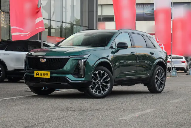 Cadillac XT5 2026 — купить из Китая под заказ