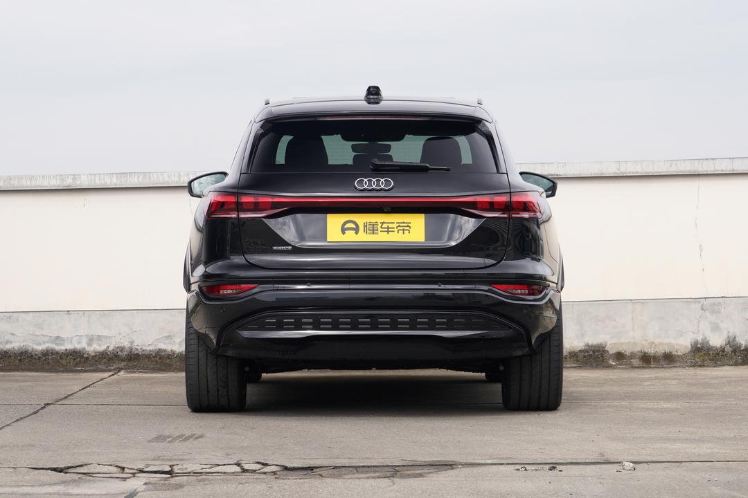 Audi Q6L e-tron 2026, фото 6