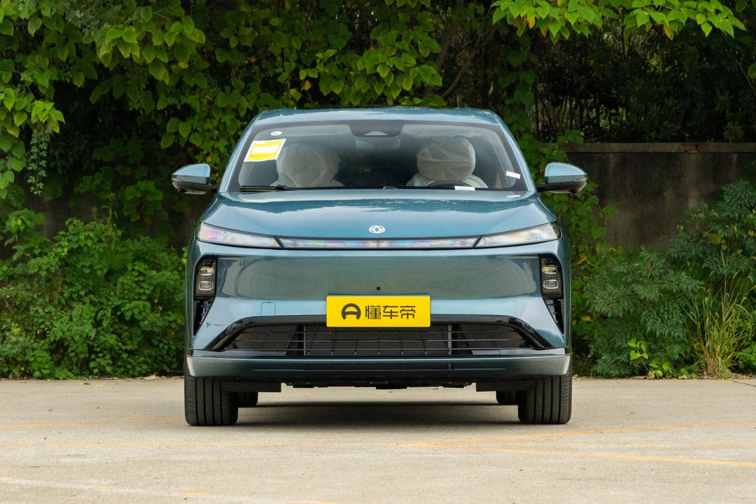 Dongfeng L8 PHEV 2026, фото 2
