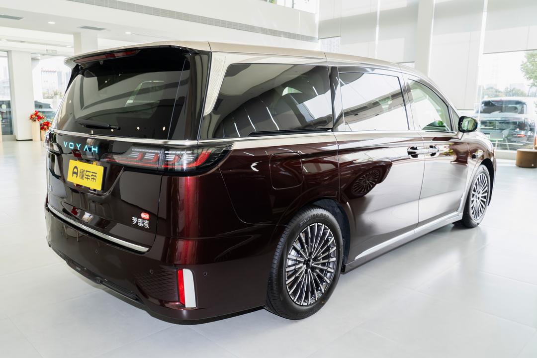 Voyah Dream PHEV 2026, фото 7