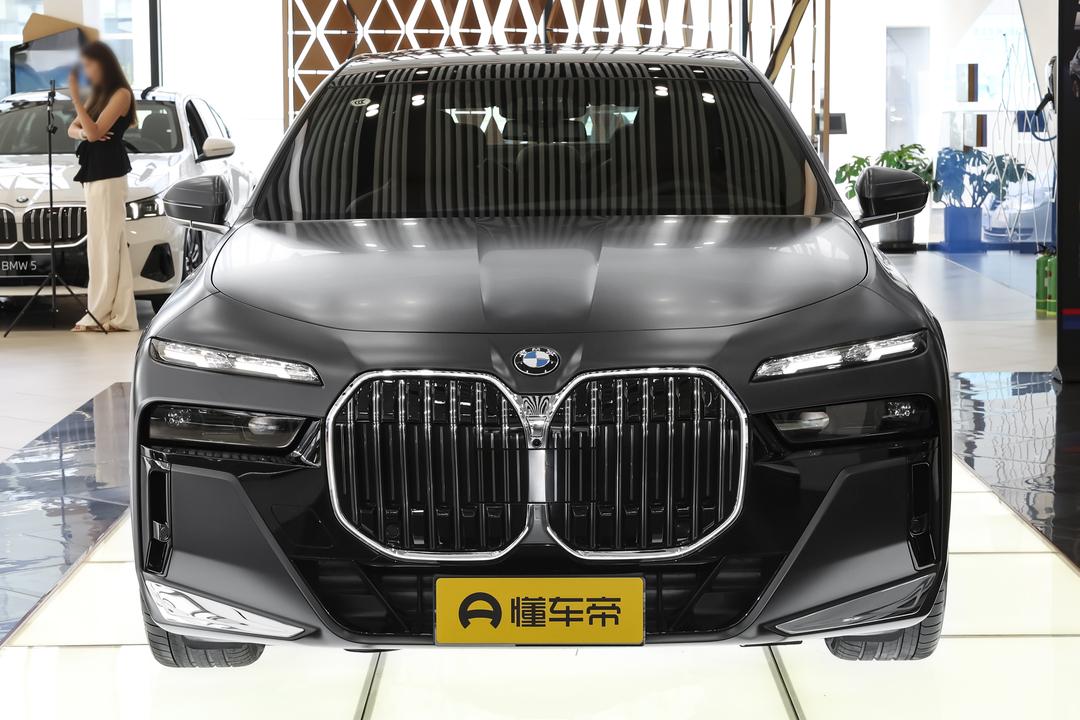 BMW 7-Series 2026, фото 11