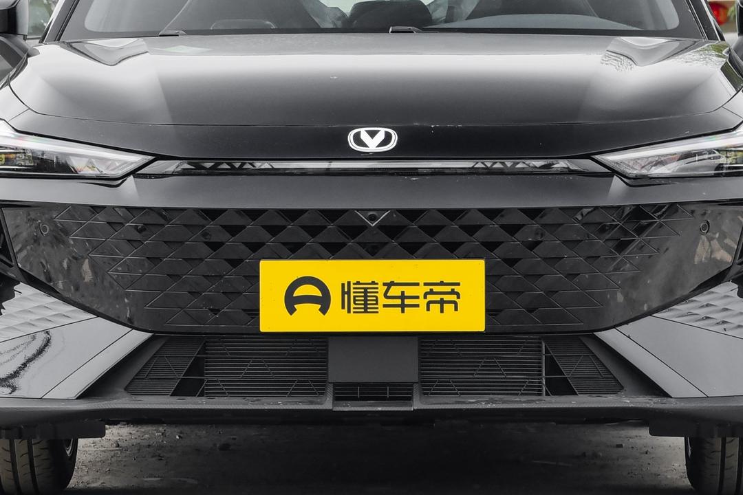 Changan UNI-V 2026, фото 10