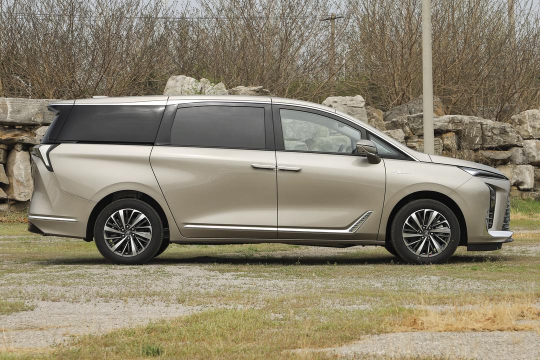 Buick GL8 2026, фото 8
