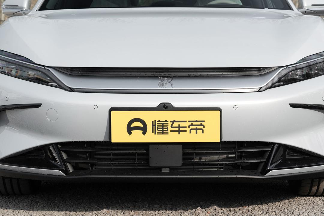 BYD Han DM 2026, фото 10