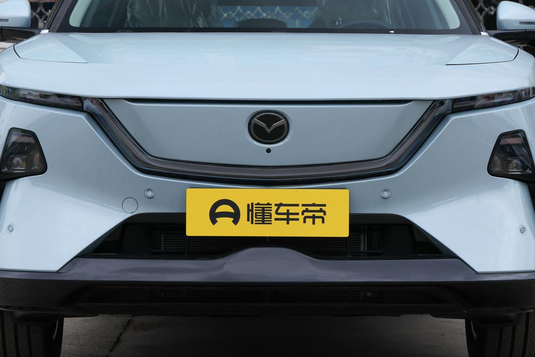 Mazda EZ-60 2026, фото 10
