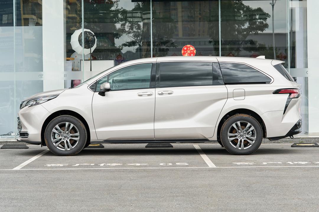 Toyota Sienna 2026, фото 4