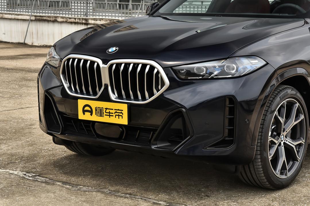 BMW X6 2026, фото 9