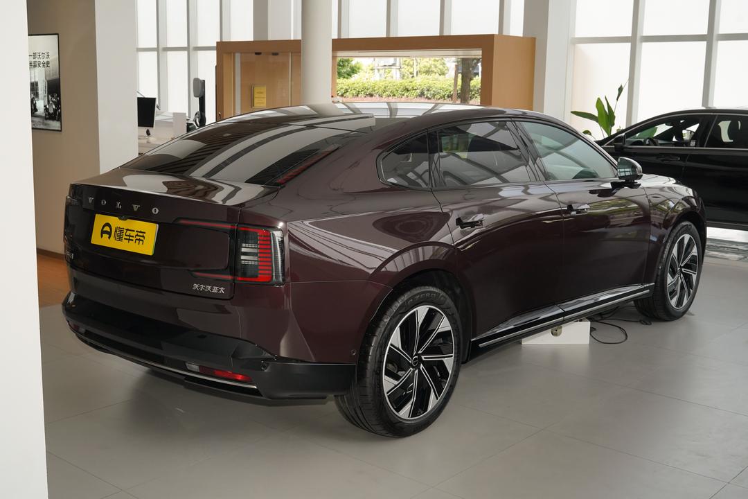 Volvo ES90 2026, фото 7