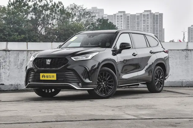 Toyota Crown Kluger 2026 — купить из Китая под заказ