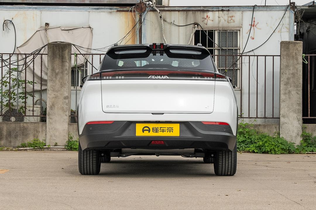 Dongfeng L7 PHEV 2026, фото 6