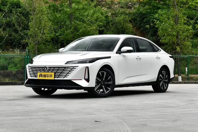 Changan Eado 2026 — купить из Китая под заказ