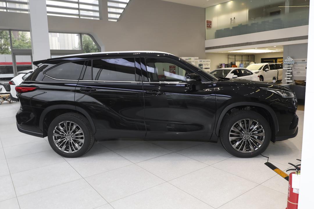 Toyota Highlander 2026, фото 7
