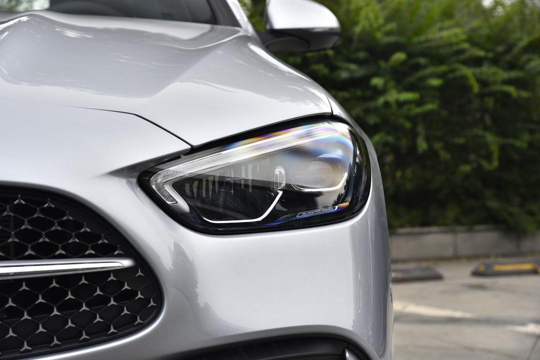 Mercedes-Benz C-Class 2026, фото 11