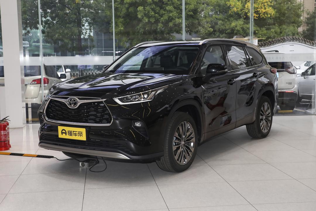 Toyota Highlander 2026, фото 1