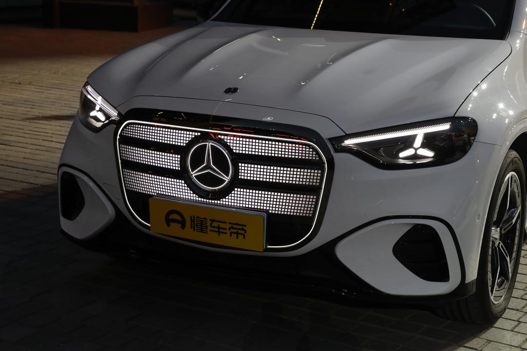 Mercedes-Benz GLC EV 2026, фото 12